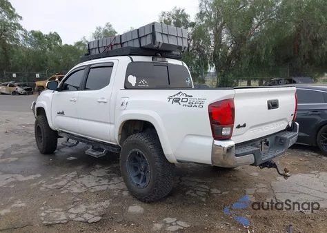 2019 Toyota Tacoma Sr5 V6 z USA, uszkodzony, nr VIN 3TMCZ5AN0KM228350